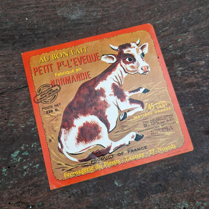 Étiquette ancienne « Petit Pont-l’Évêque - Au Bon Lait »