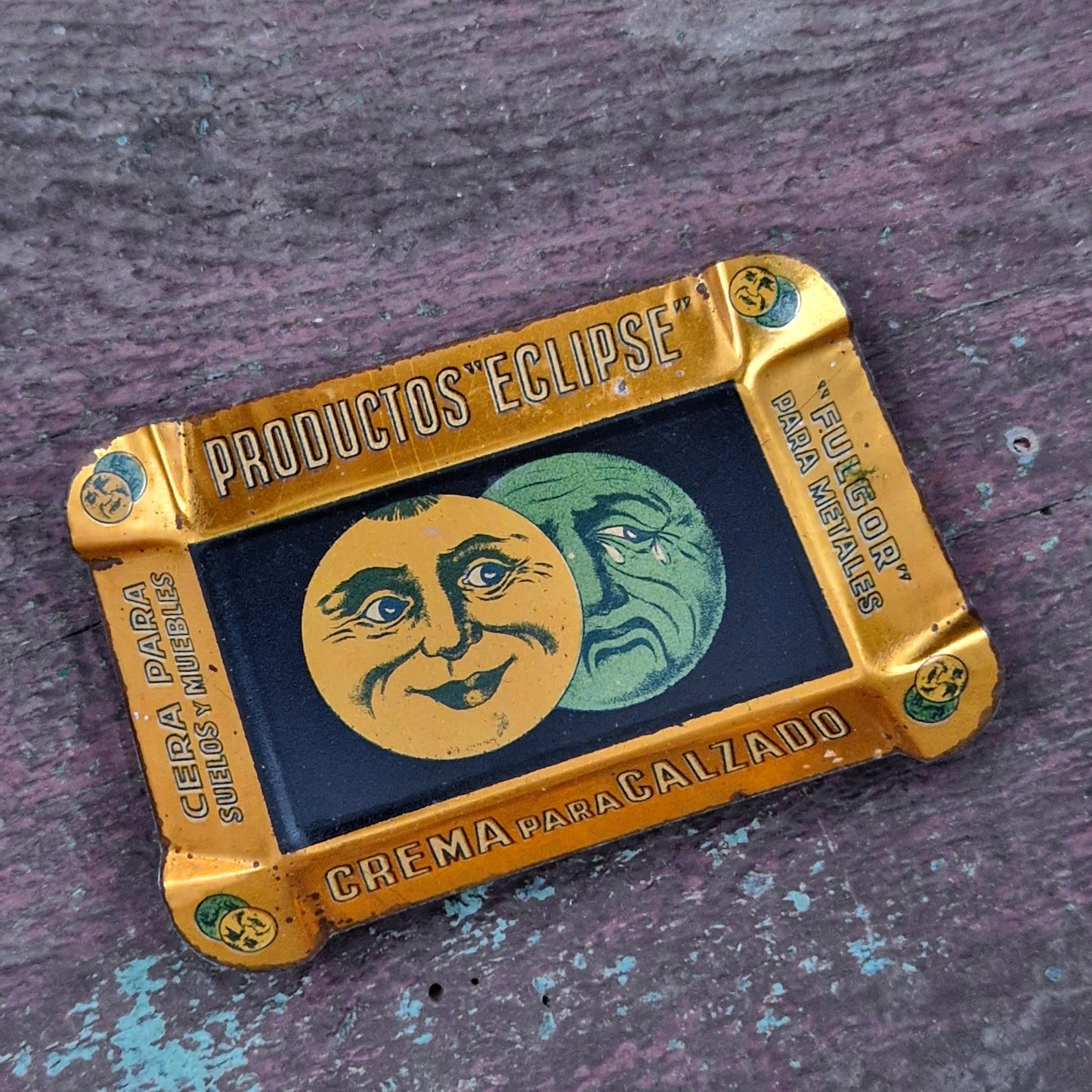 Vide poche publicitaire « Eclipse », en tôle lithographiée