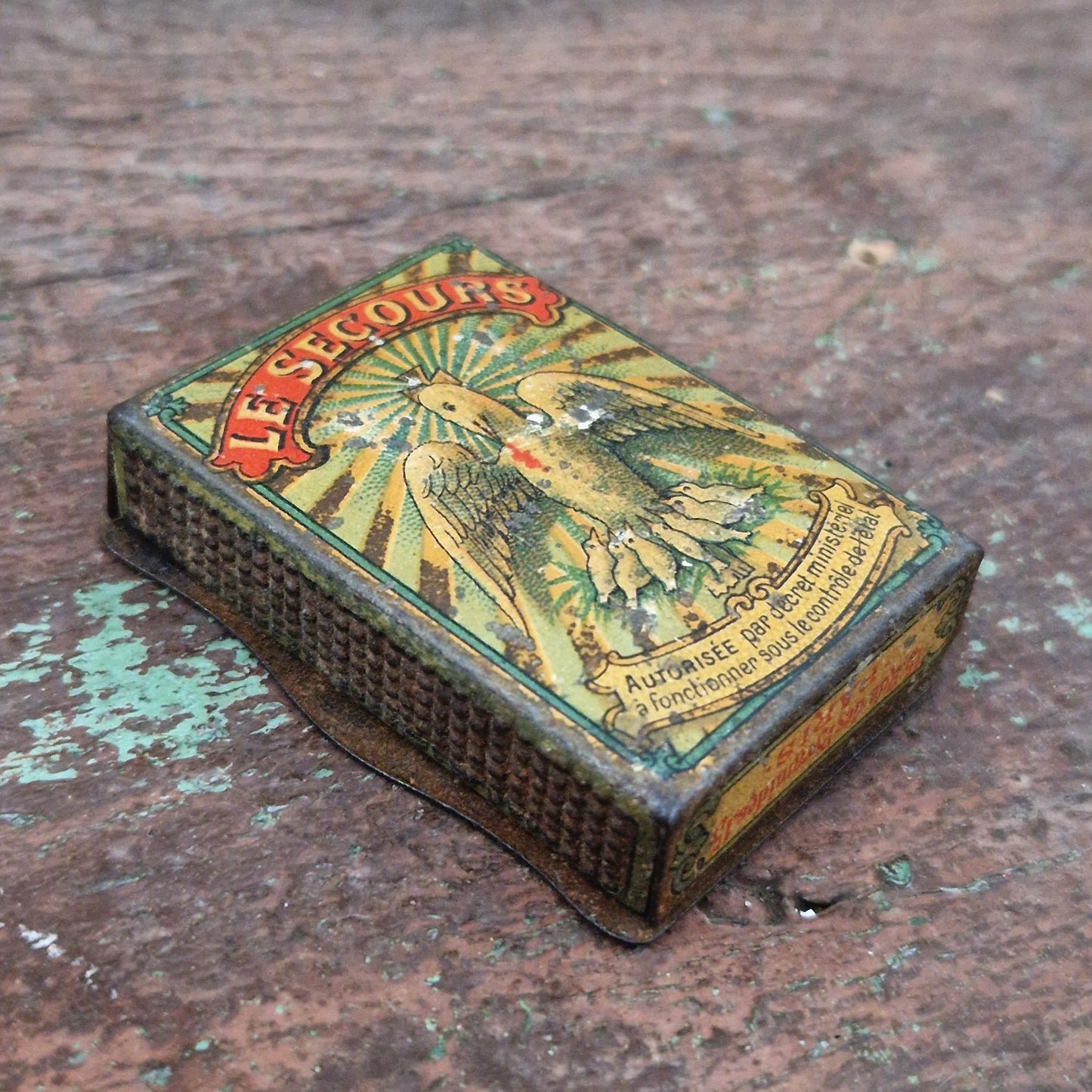 Rare boite pyrogène « Le Secours », Vers 1900