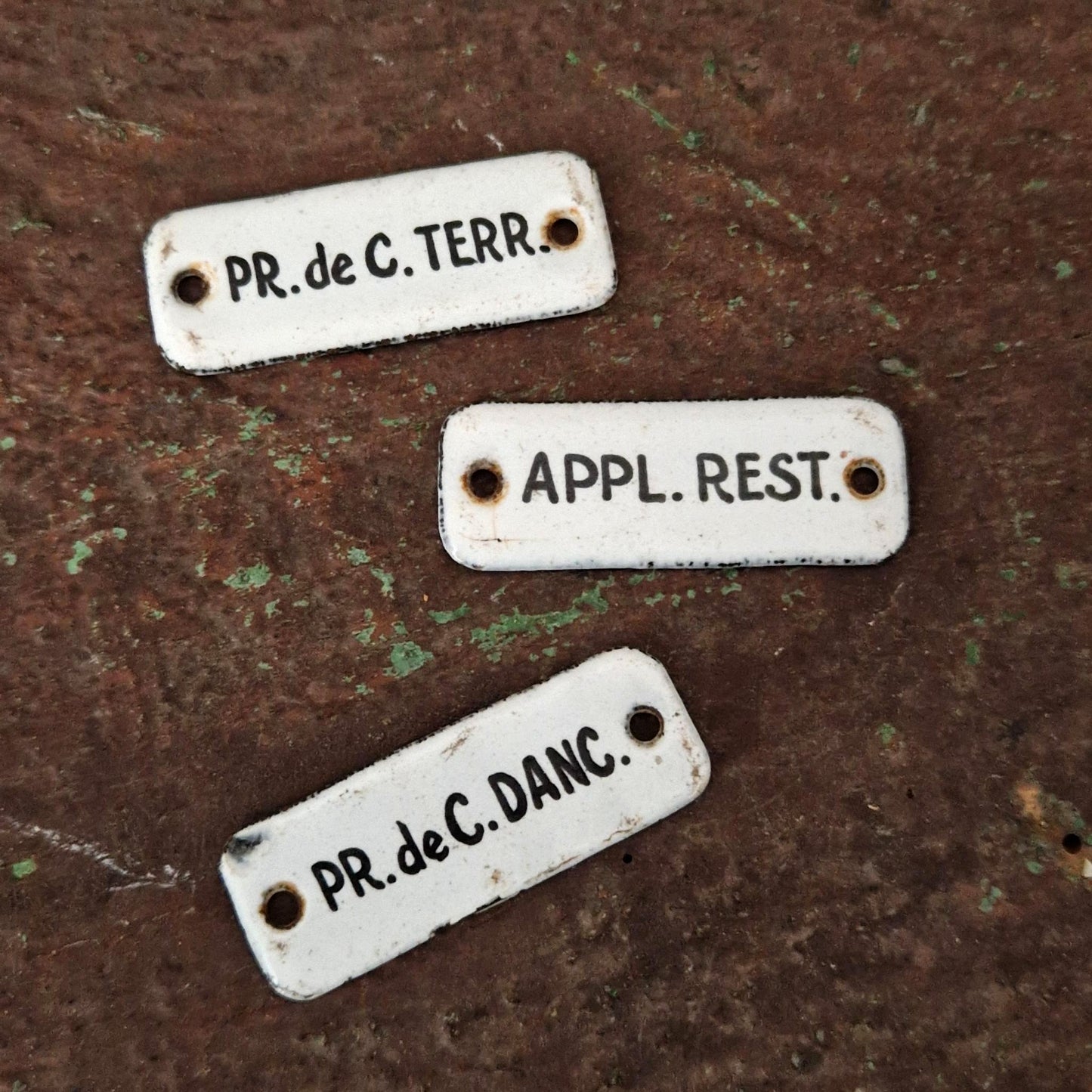 Lot de 3 petites plaques émaillées