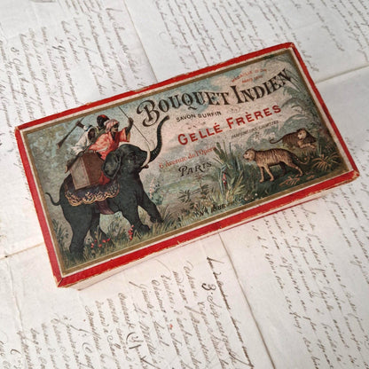 Rare antique "Bouquet Indien - Gellé Frères" box