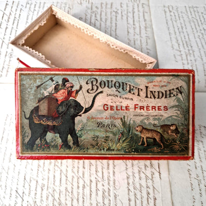 Rare antique "Bouquet Indien - Gellé Frères" box