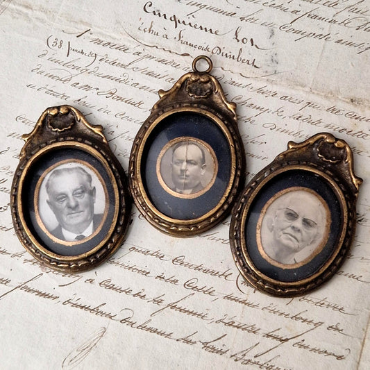 Bronze triptych wall-mounted photo frame - Circa 1900 / 1920