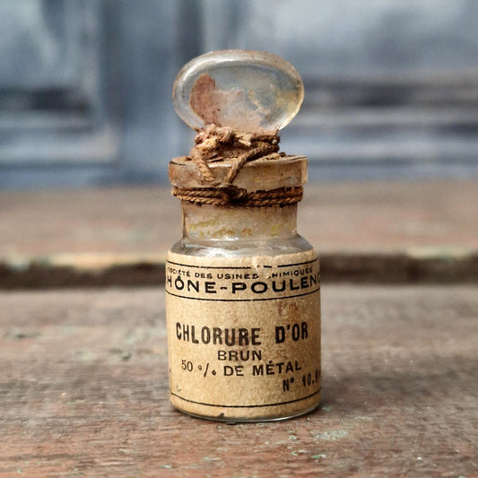 Miniature bottle "Brown Gold Chloride", circa 1920