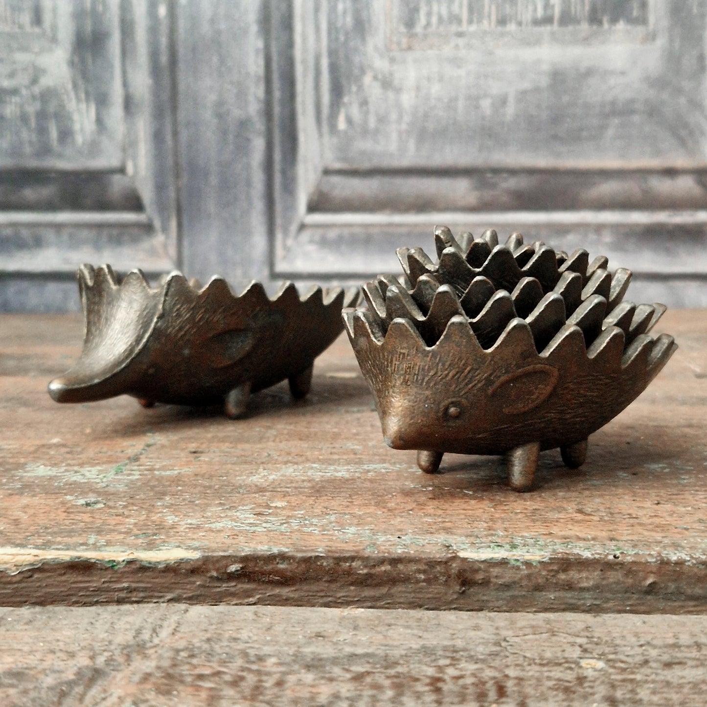 Nesting bronze hedgehog - Circa 1950-1960
