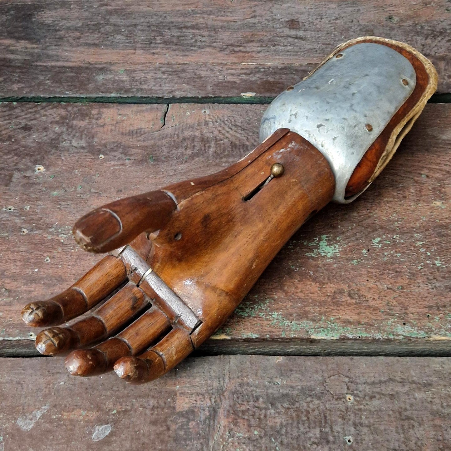 Rare Prothèse de main mécanique articulée - Circa 1900 / 1930