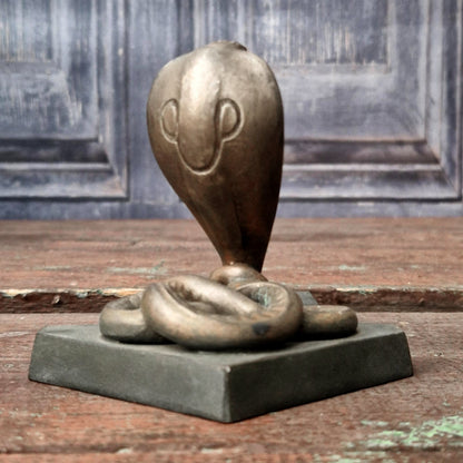 Cendrier au serpent cobra - de A. PICHEGRU,  vers 1930