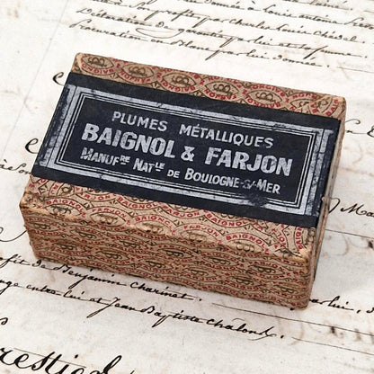 Boîte de plumes ancienne « Baignol & Farjon »