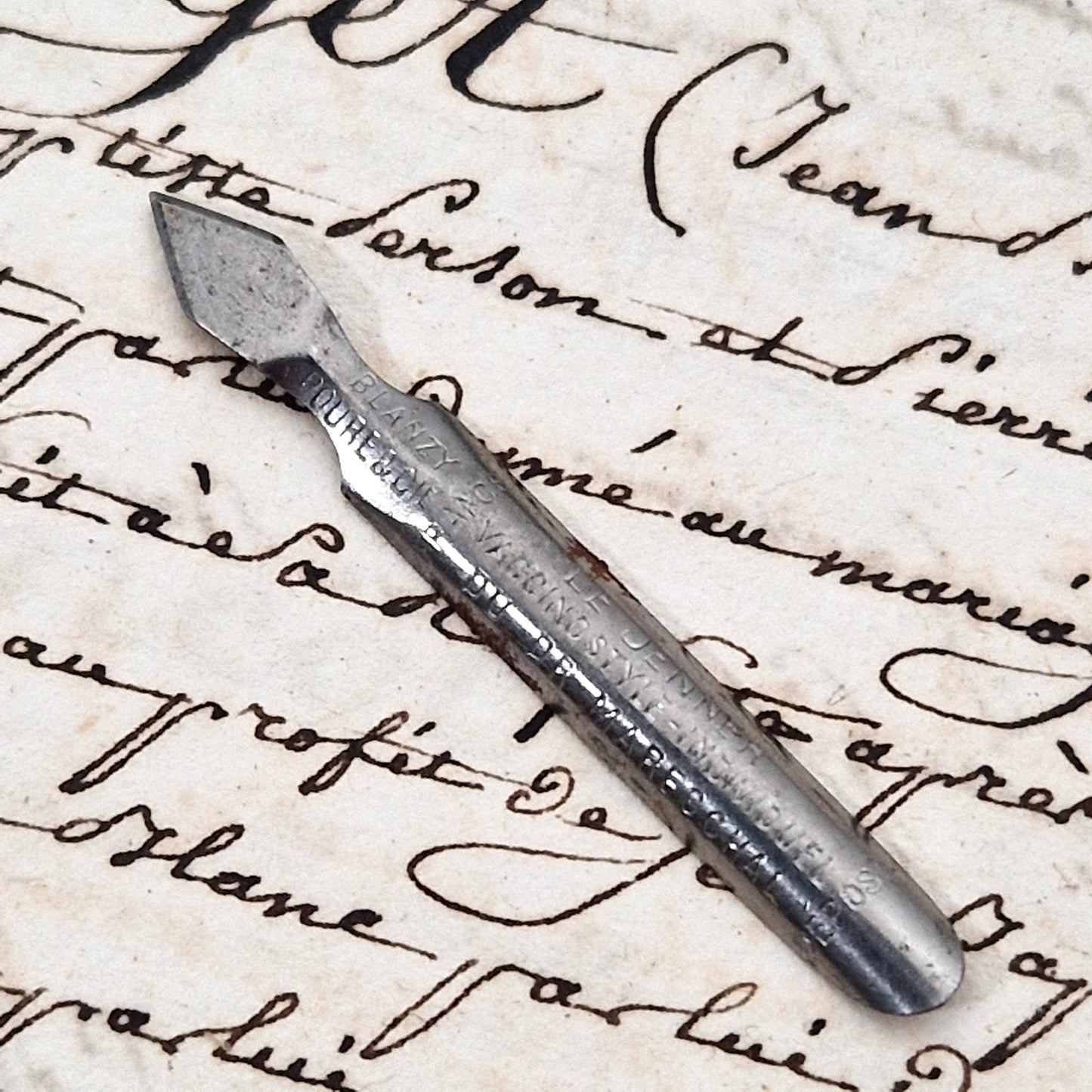 Scarification and vaccination pens - Dr. Mareschal's vaccinostyles