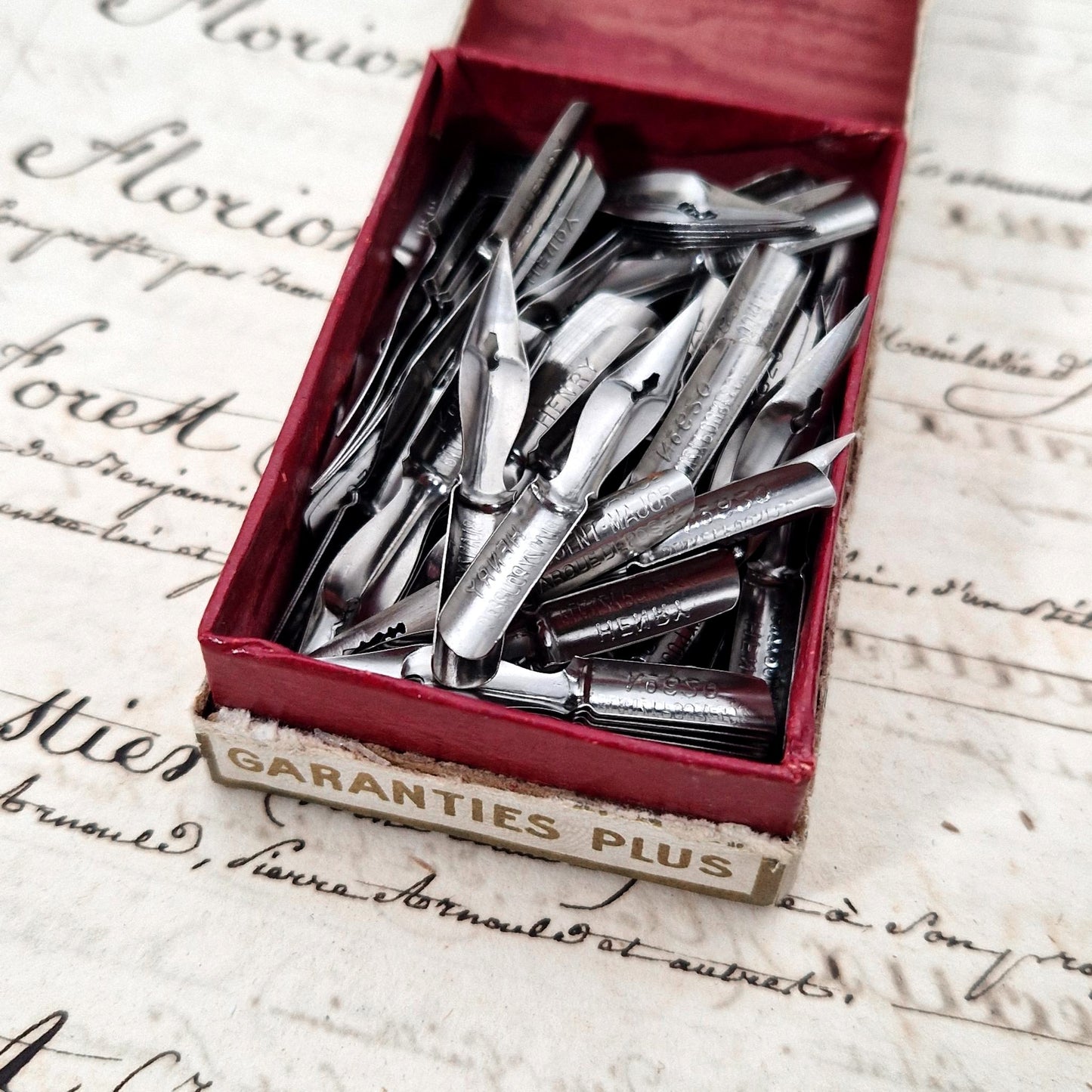 "Henry's" Pen Nib Box - Blanzy Poure & Co.