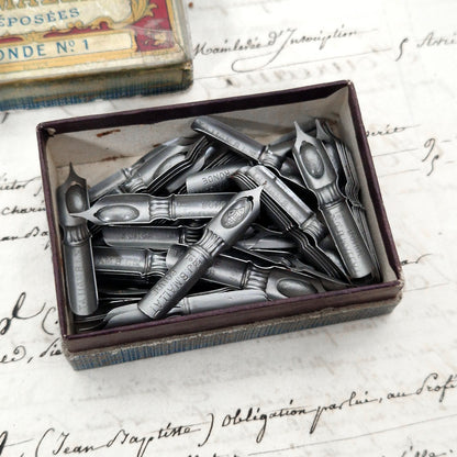 Box of antique "J.B. Mallat - Ronde N°1" nibs