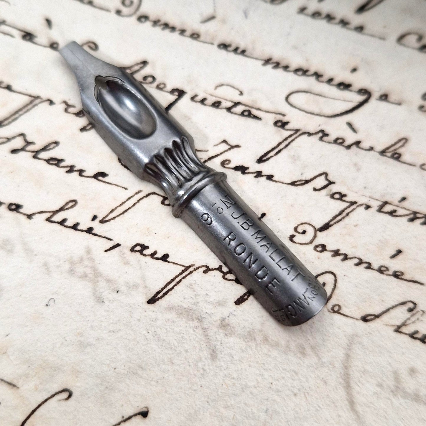 Old box of "J.B. Mallat - Ronde N°6" nibs