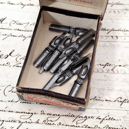 Old box of "J.B. Mallat - Ronde N°6" nibs