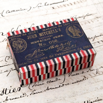 Rare boîte de plumes « John Mitchell’s - No.056 »