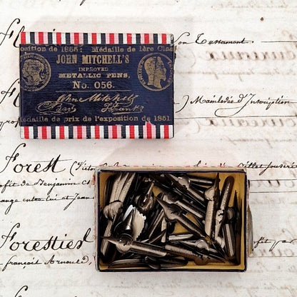 Rare boîte de plumes « John Mitchell’s - No.056 »