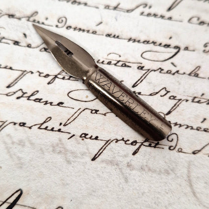 Box of "Macniven & Cameron - Waverley Pen" nibs