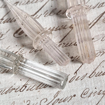 Lot de 3 anciennes plumes en verre, vers 1900