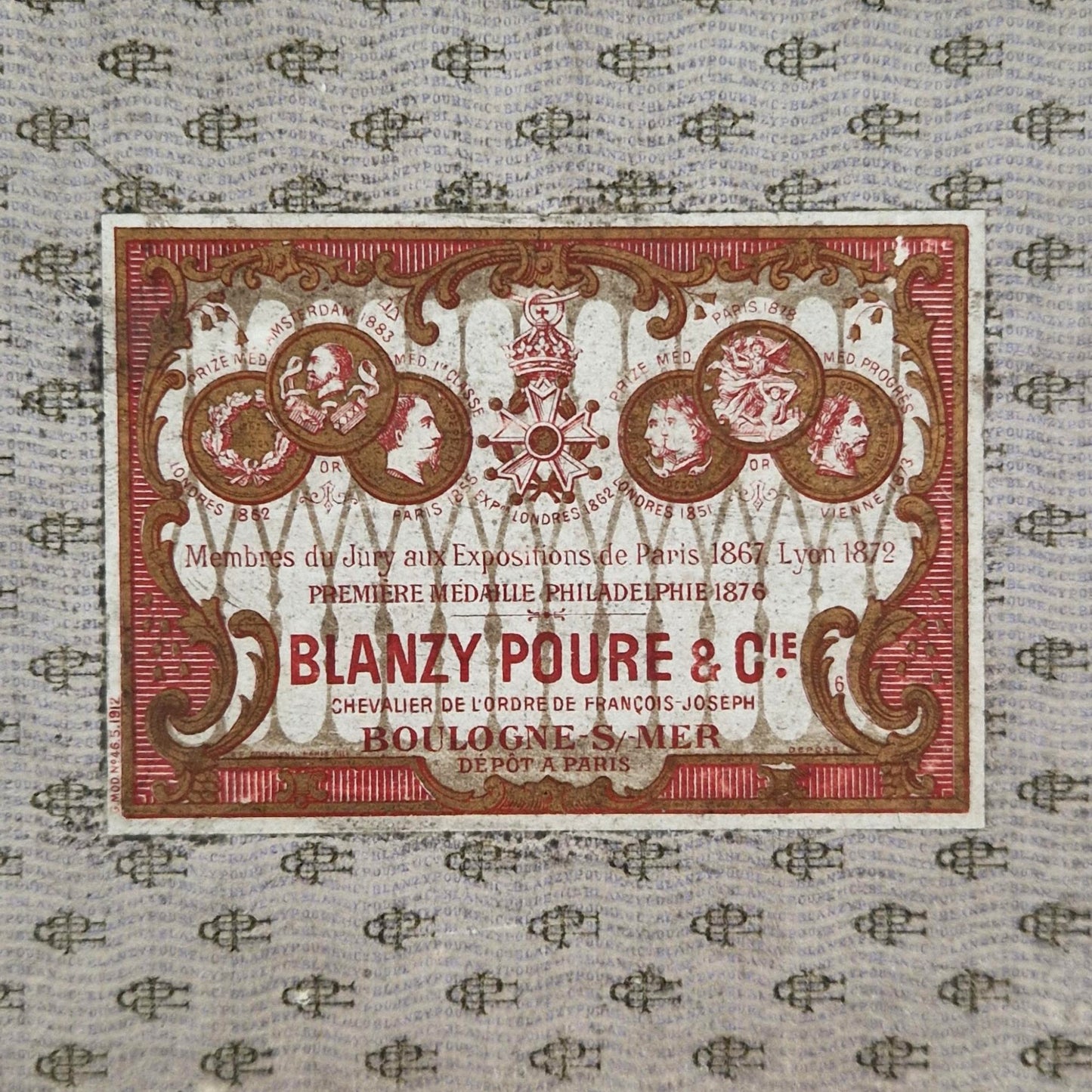 Ancien présentoir de plumes Blanzy, Poure & Cie