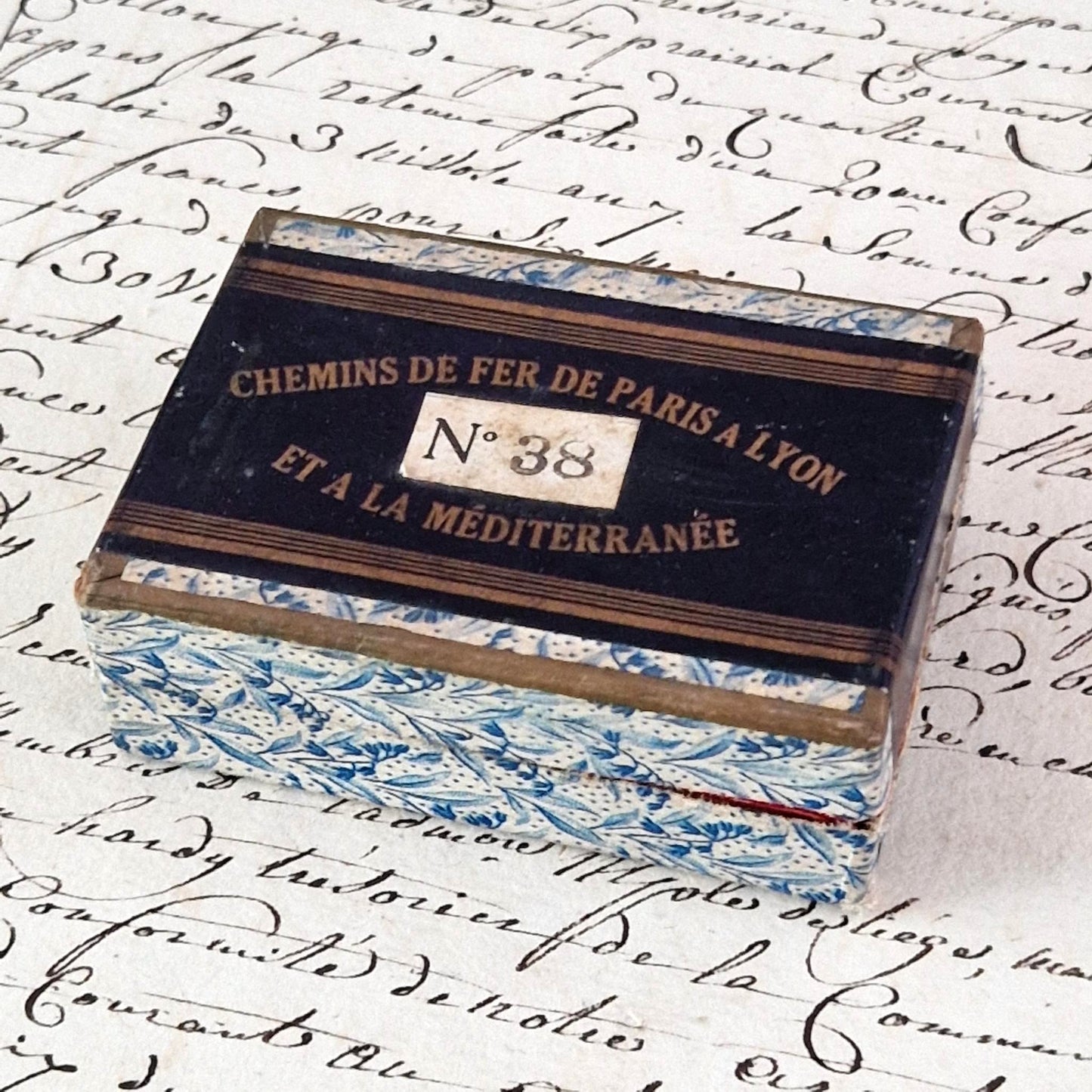 Box of "Paris to Lyon Railways No. 38" pen nibs