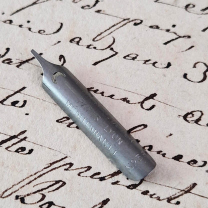 Box of "Paris to Lyon Railways No. 38" pen nibs