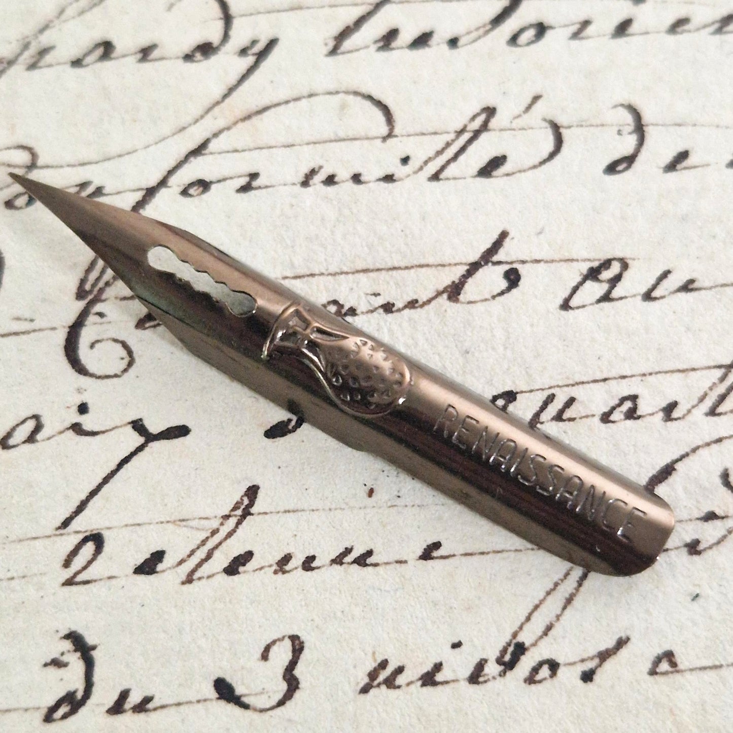 Old box of "Ballon Fines" nibs, complete