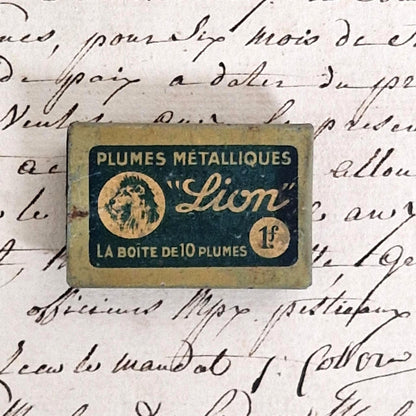 Boîte de plumes métalliques « Lion », début XXe