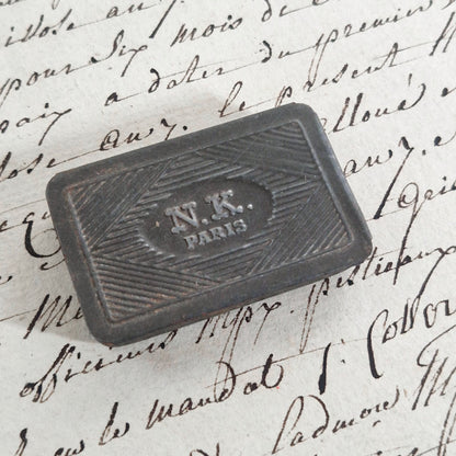 Ancienne boite pour plumes « N.K Paris »
