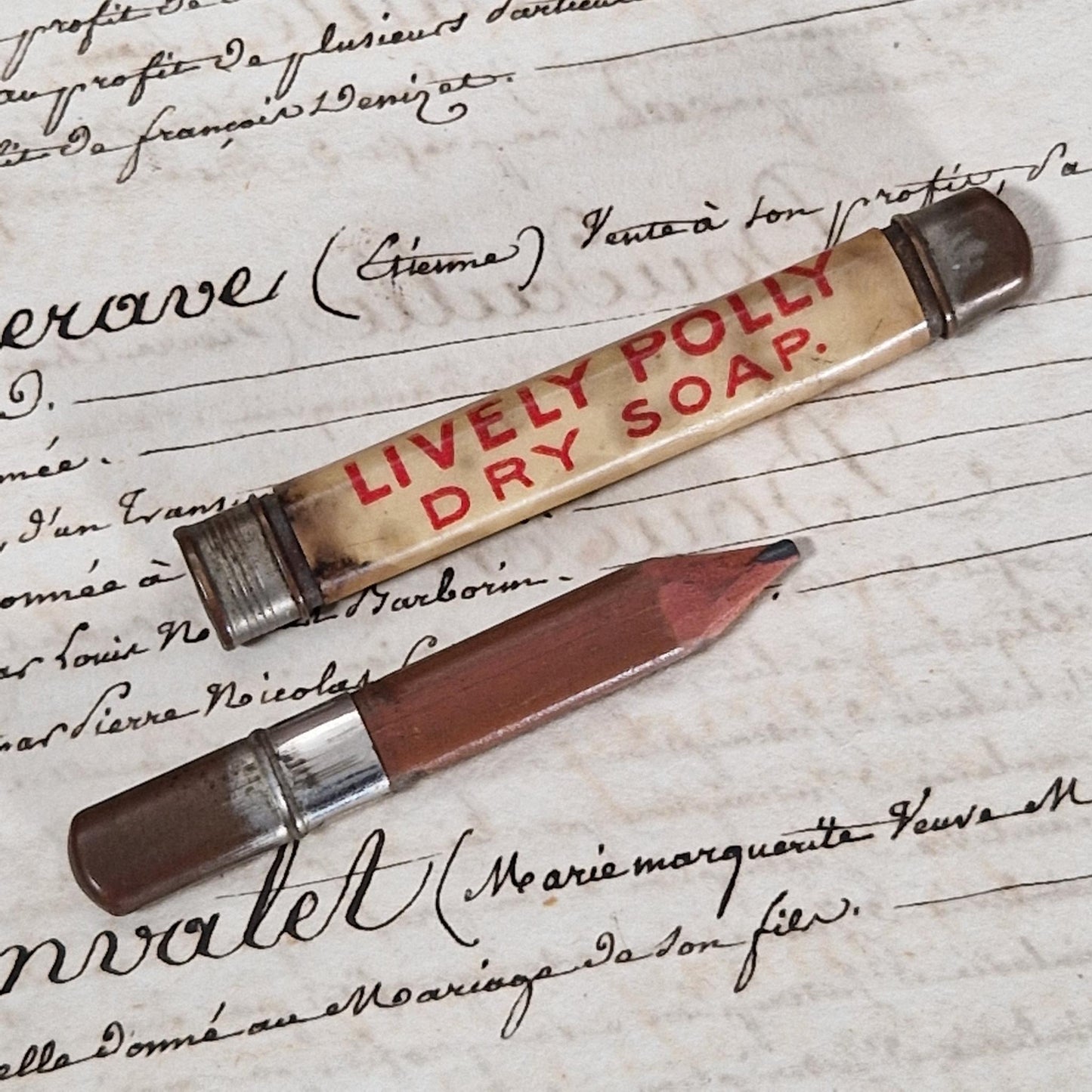 Porte-crayon publicitaire « Lively Polly Dry Soap - Liverpool »