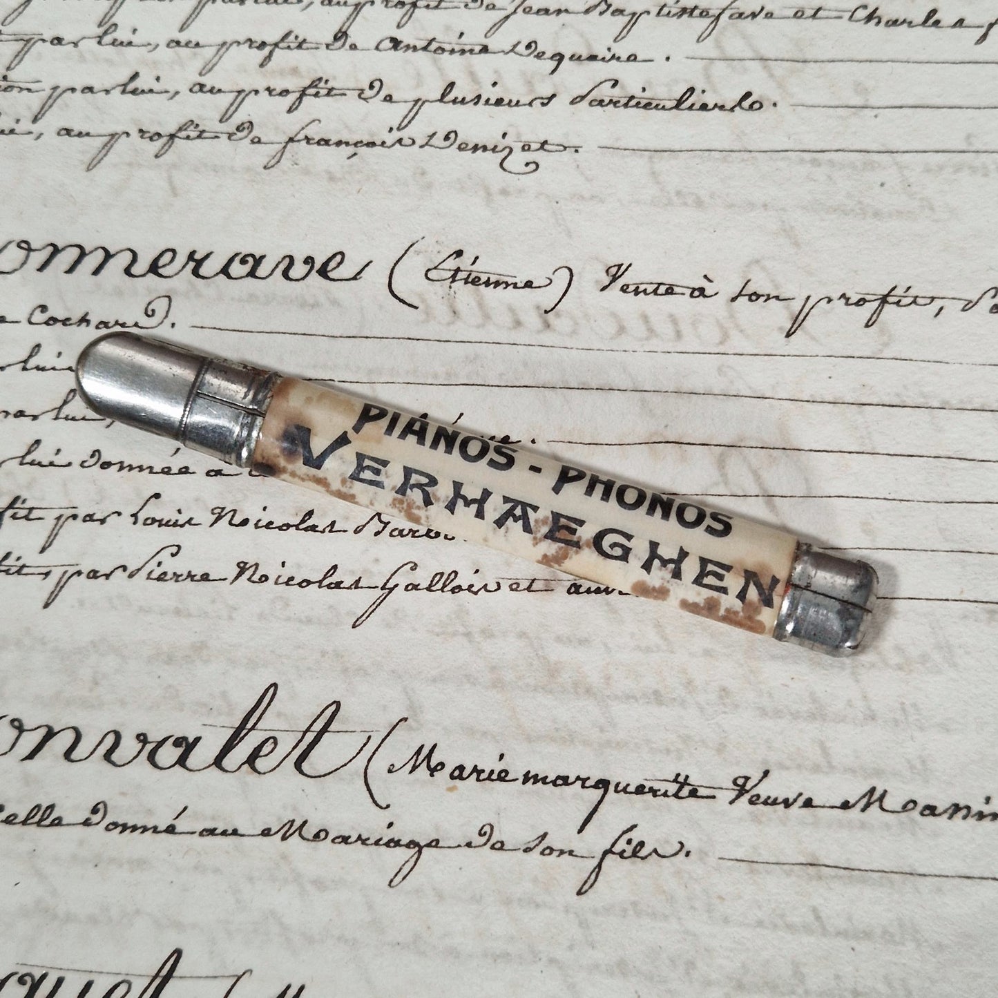 Porte-crayon « Verhaegen Pianos & Phonos Rouen »