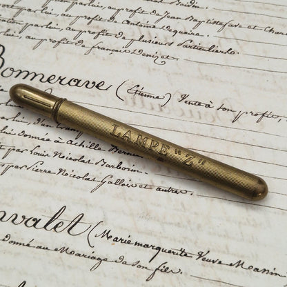 Porte-crayon publicitaire ancien « Lampe " Z " »