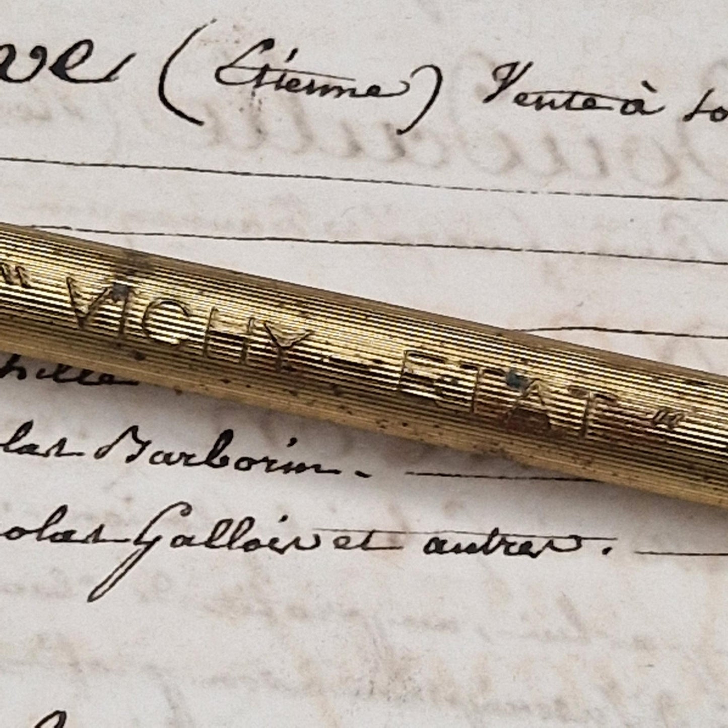 Porte-crayon publicitaire « Vichy-État »