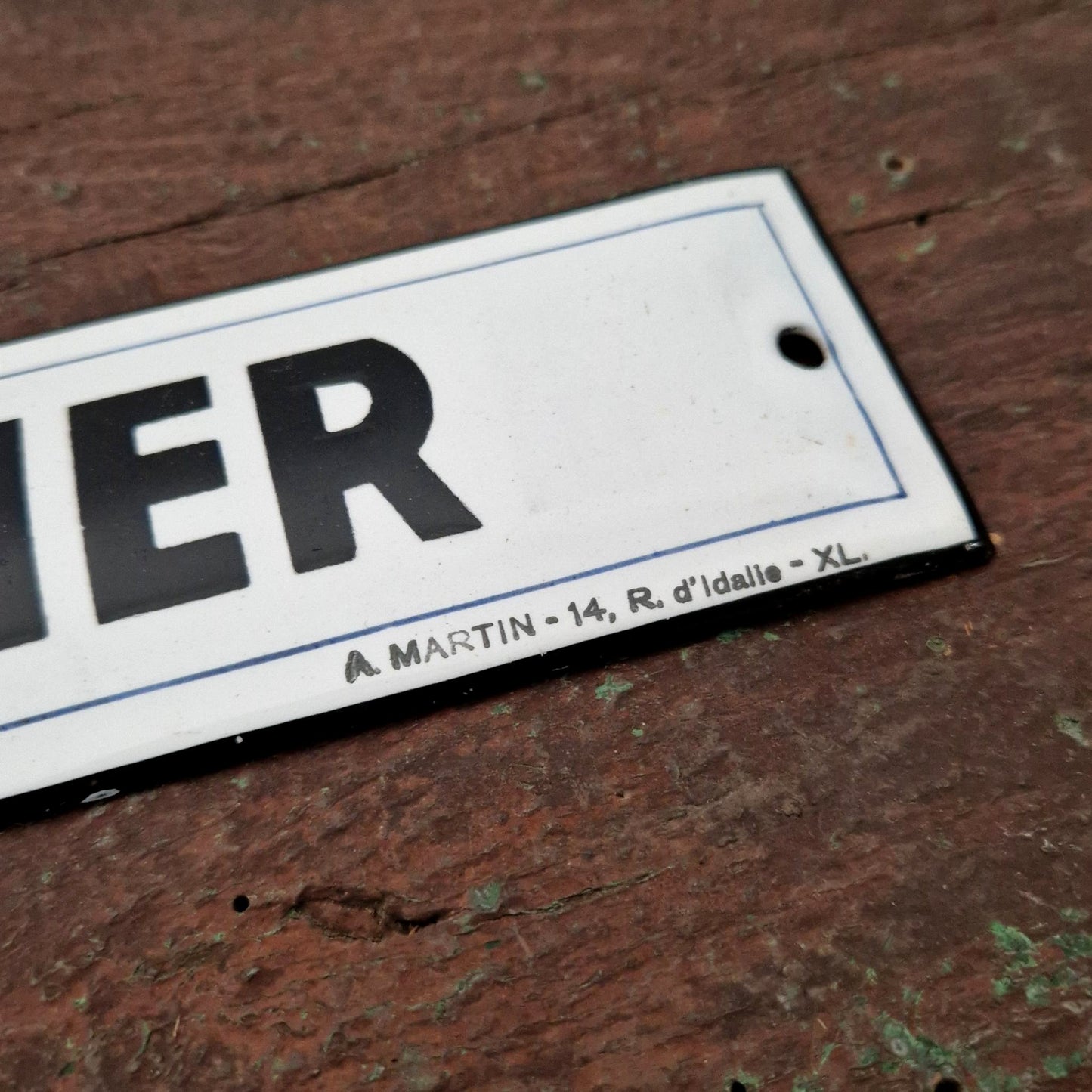 Ancienne plaque émaillée « PORTIER »