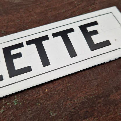 Ancienne plaque émaillée « TOILETTE »