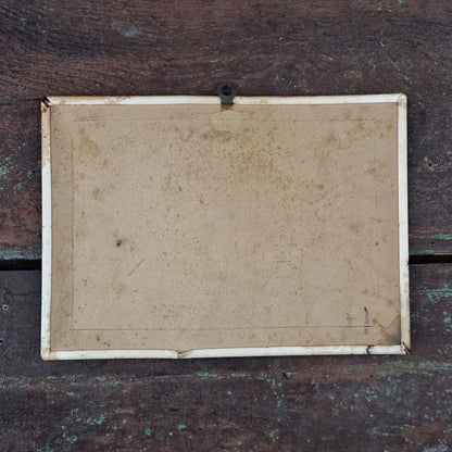 Ancienne Pancarte « ... prière de ne pas toucher aux gâteaux »