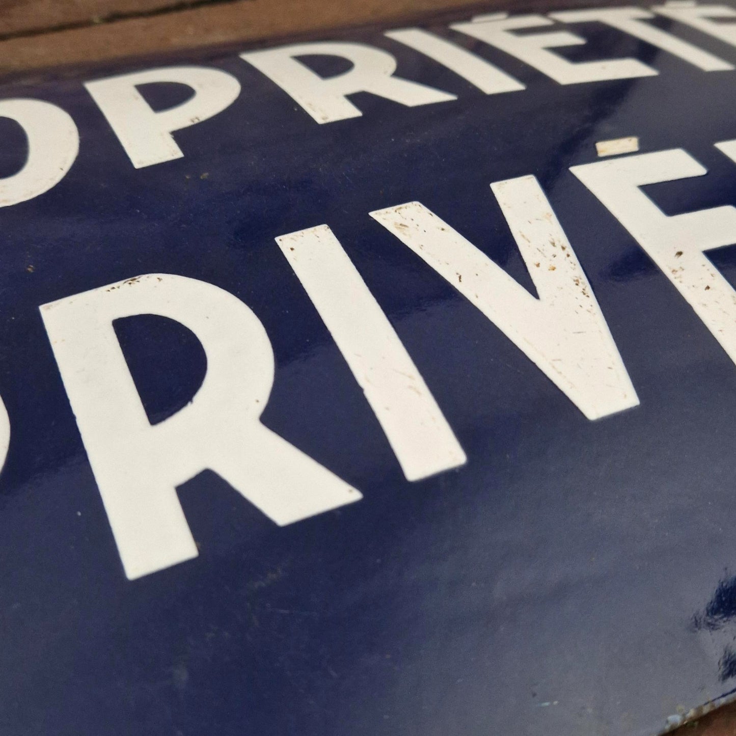 Grande plaque émaillée ancienne « Propriété Privée »