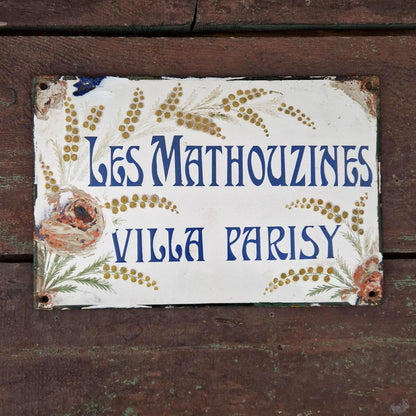 Enamelled sign "Les Mathouzines - Villa Parisy"