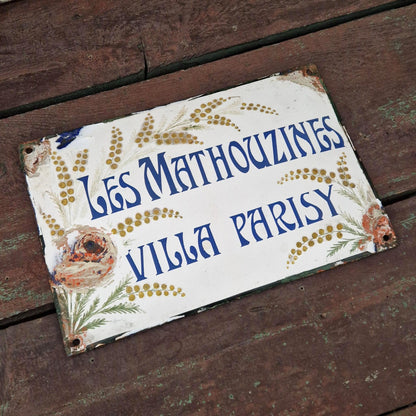 Enamelled sign "Les Mathouzines - Villa Parisy"