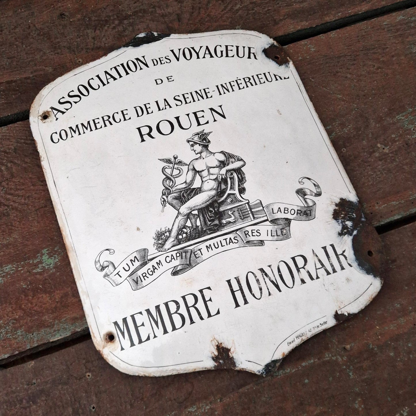 Enameled sign "Commercial Travellers' Association"