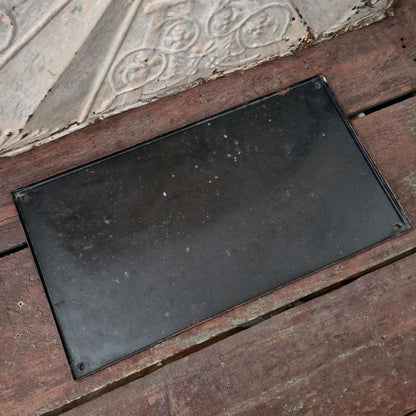 Ancienne plaque émaillée « EMMAÜS »