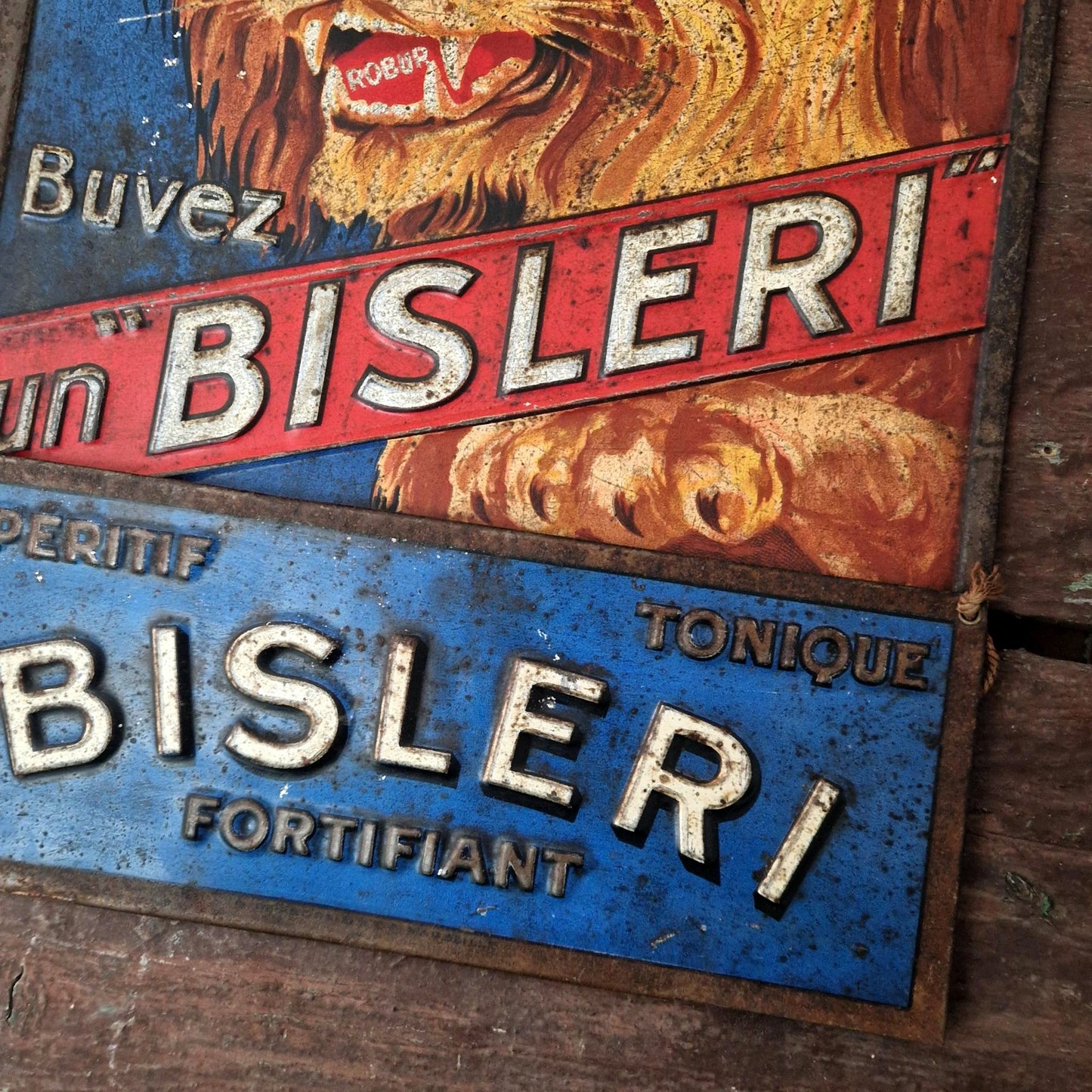 Rare Tôle lithographiée publicitaire « Bisleri Fortifiant »