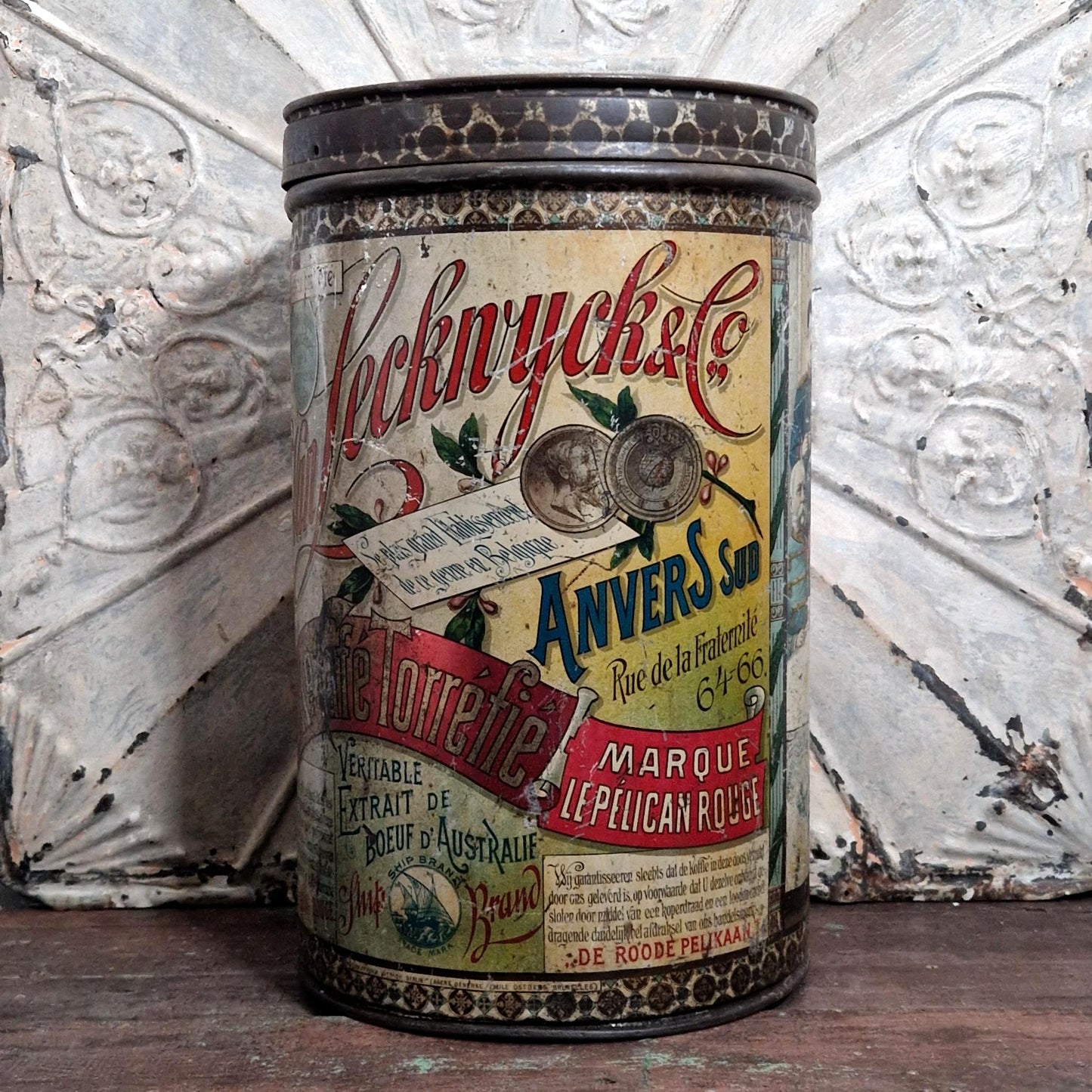 Rare grande boîte d'épicerie « Pélican Rouge » - 1899