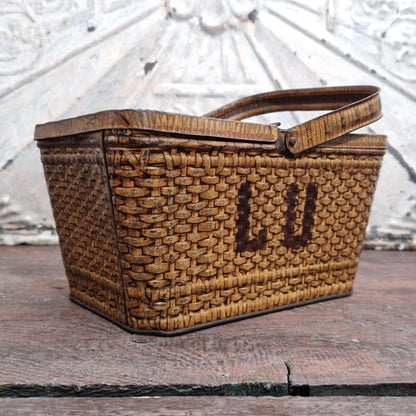 Boîte à biscuits LU « Panier en osier » - 1ère version 1897