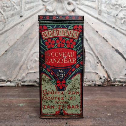Boîte à système « Le Nouveau Zanzibar », Vers 1900