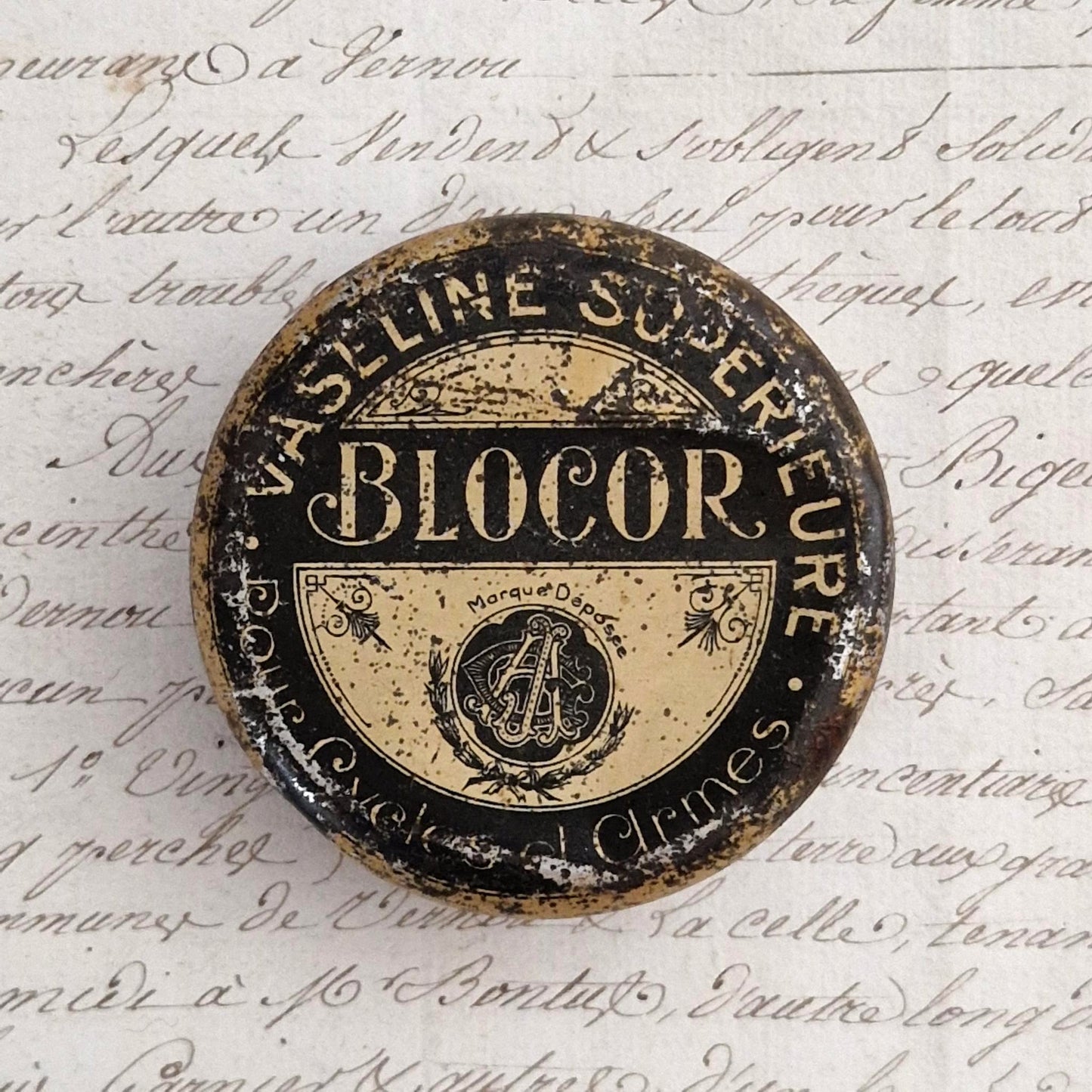 Ancienne boîte « Blocor - Vaseline supérieure pour armes »