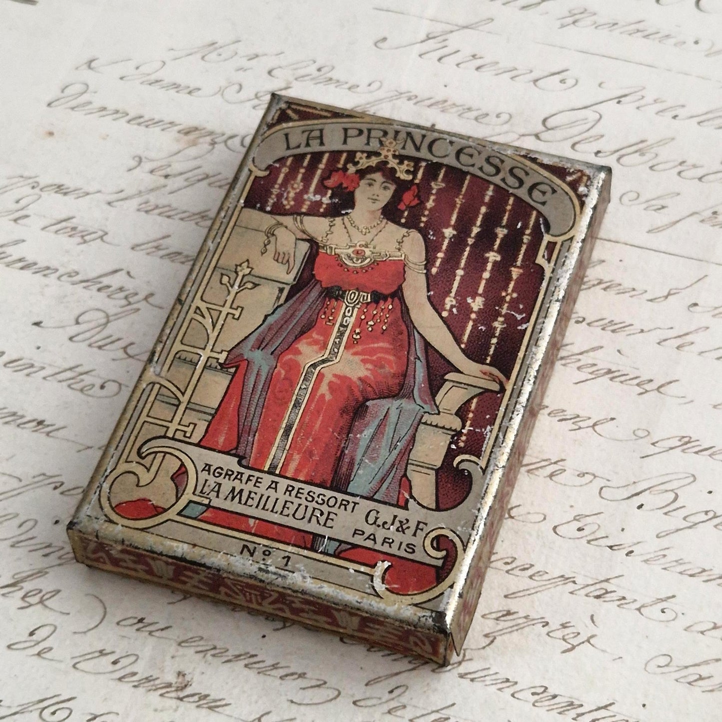 Boîte ancienne « La Princesse - Agrafe G.J.F. Paris »