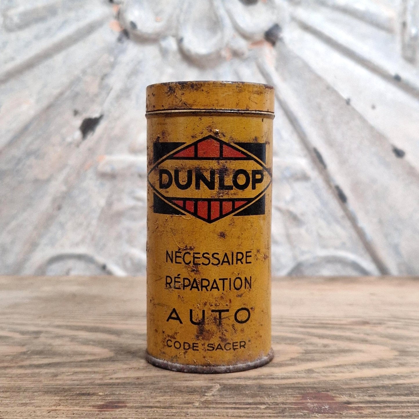 Boîte publicitaire Dunlop « Nécessaire Réparation Auto »