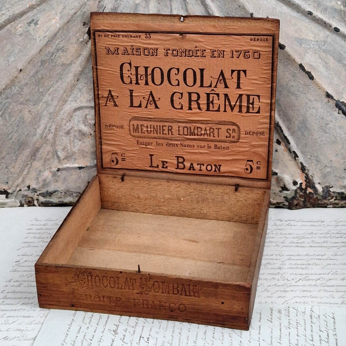 Rare boîte publicitaire « Lombart - Chocolat à la Crème »