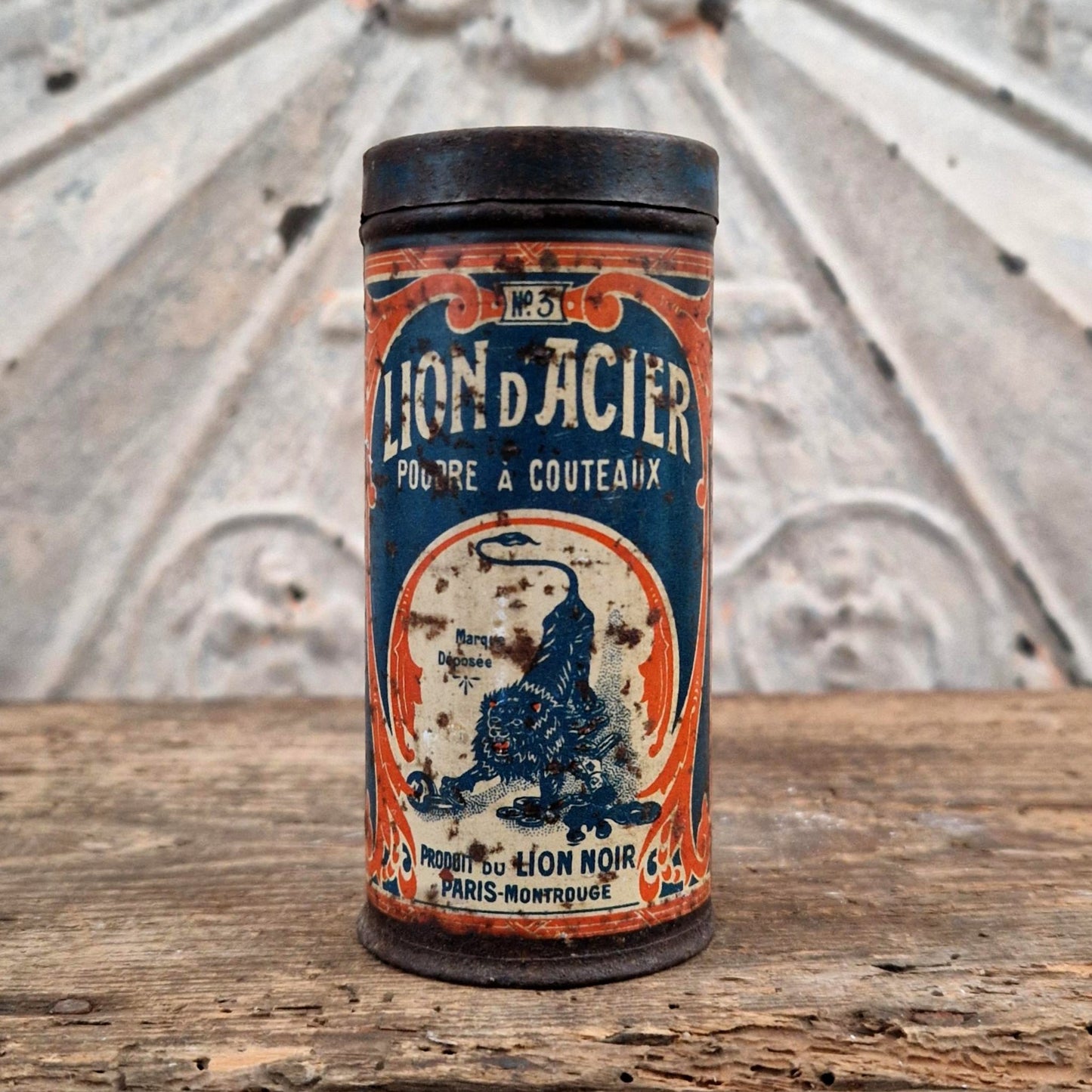 Boîte / Bidon  « Lion d'Acier » - Produit du Lion Noir