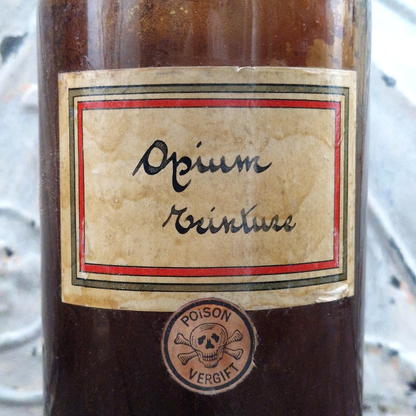 Grand flacon d’apothicaire « Opium Teinture »