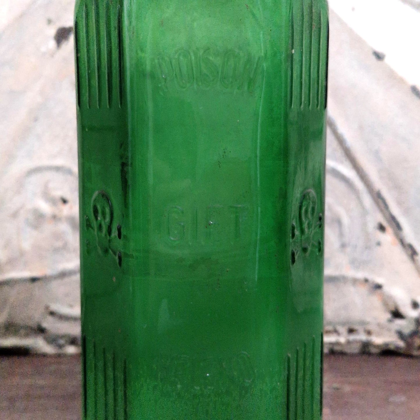 Grand flacon ancien de poison, tête de mort – 100cl